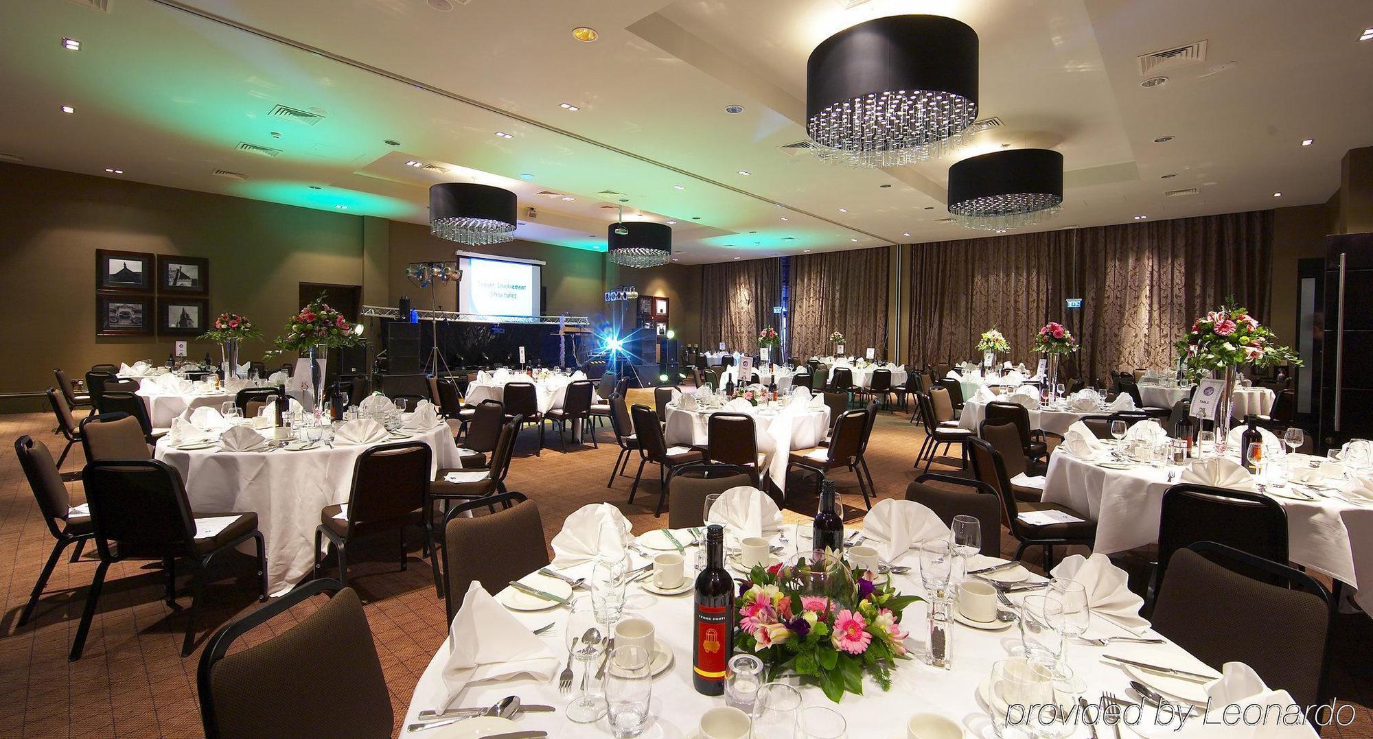 Village Hotel Manchester Ashton Exteriör bild